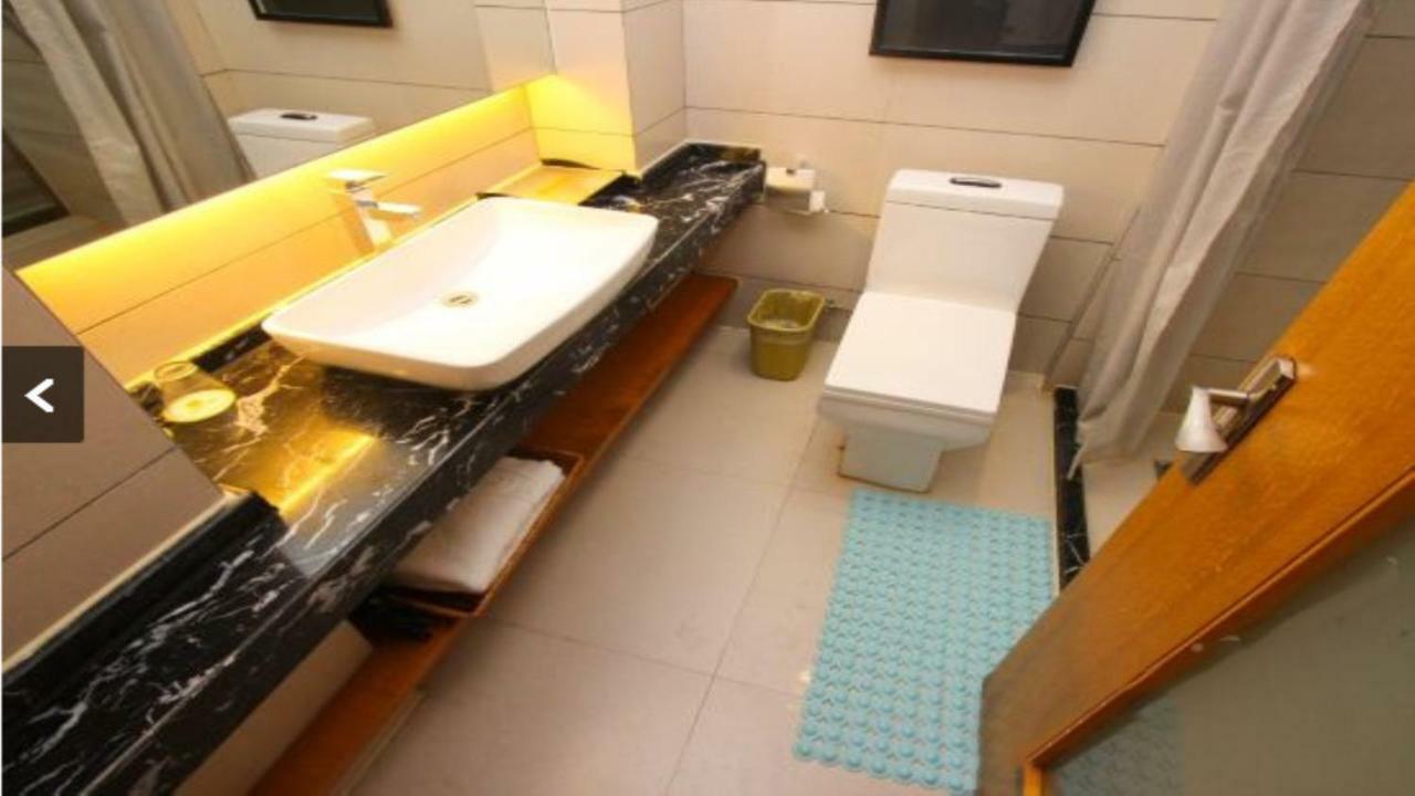 Friend Hui Hotel Csangcsiacsie Kültér fotó